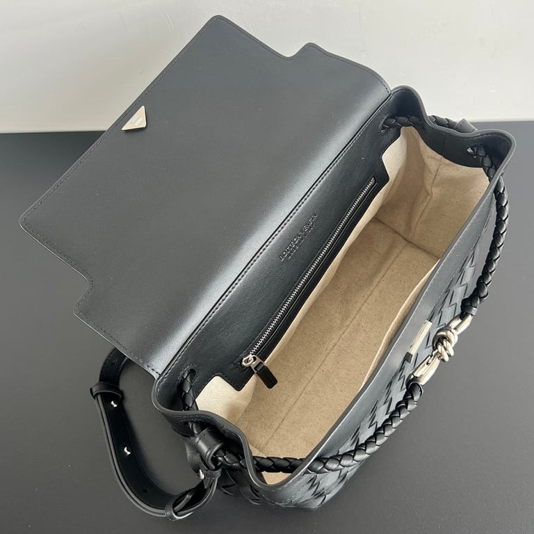 Bottega Veneta Small Andiamo Bag Black - 6