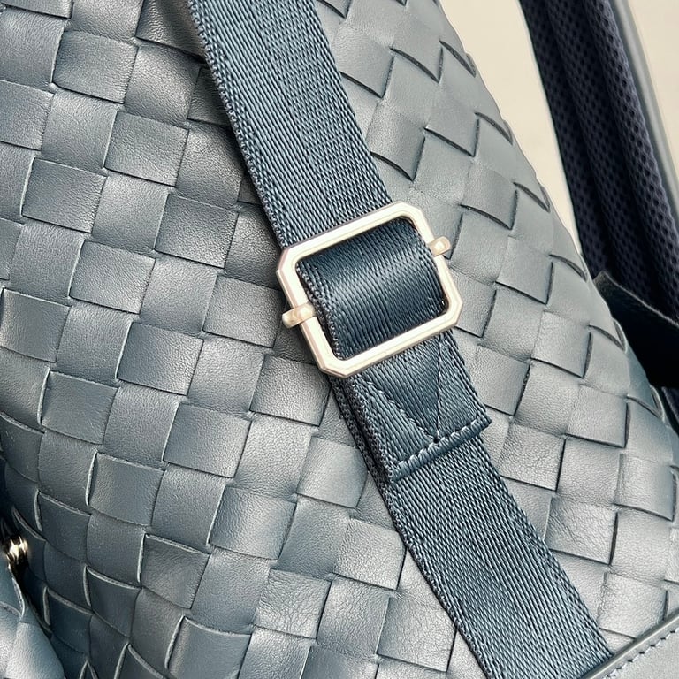 Bottega Veneta Intrecciato Leather Backpack 653118 - 3