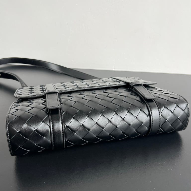 Bottega Veneta Piccolo Messenger Bag Black - 6
