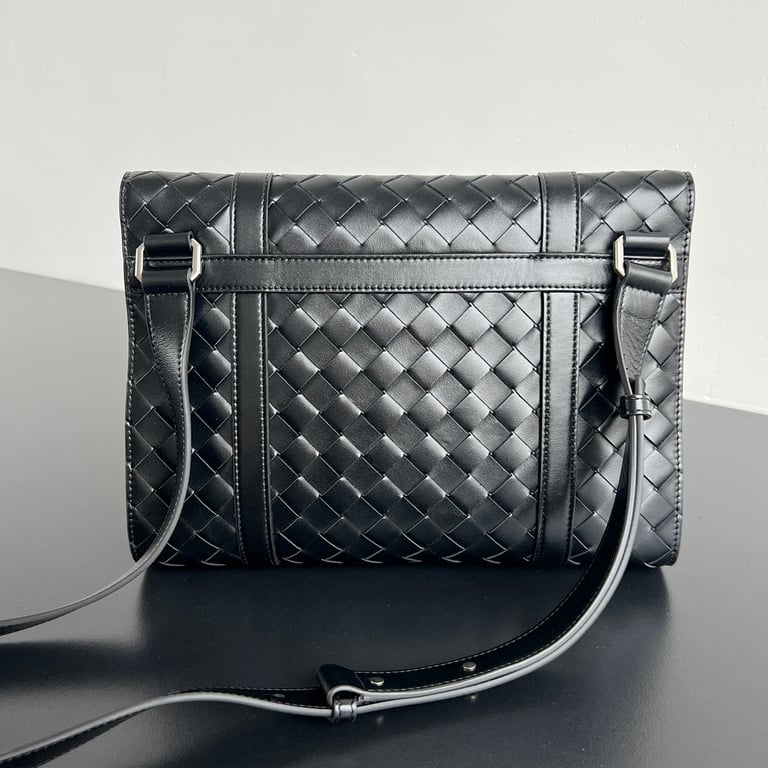 Bottega Veneta Piccolo Messenger Bag Black - 7