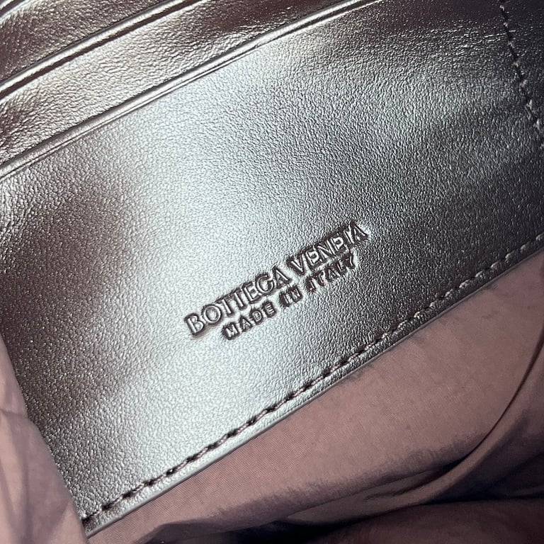 Bottega Veneta Intrecciato Leather Clutch 795712 - 3