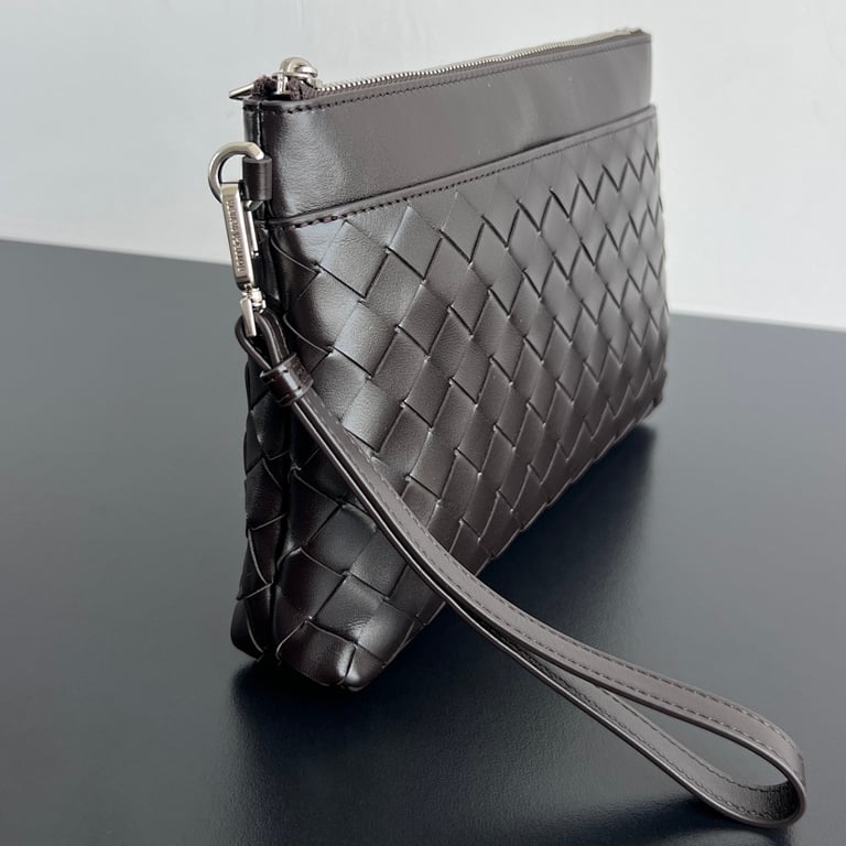 Bottega Veneta Intrecciato Leather Clutch 795712 - 9