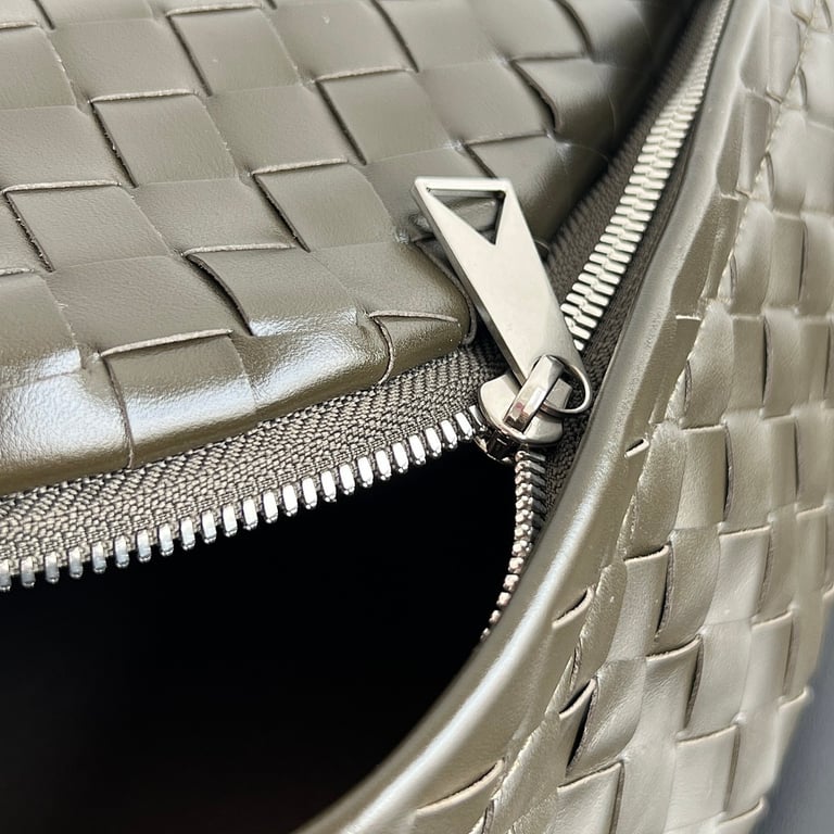 Bottega Veneta Intrecciato Backpack 730732 Khaki - 4