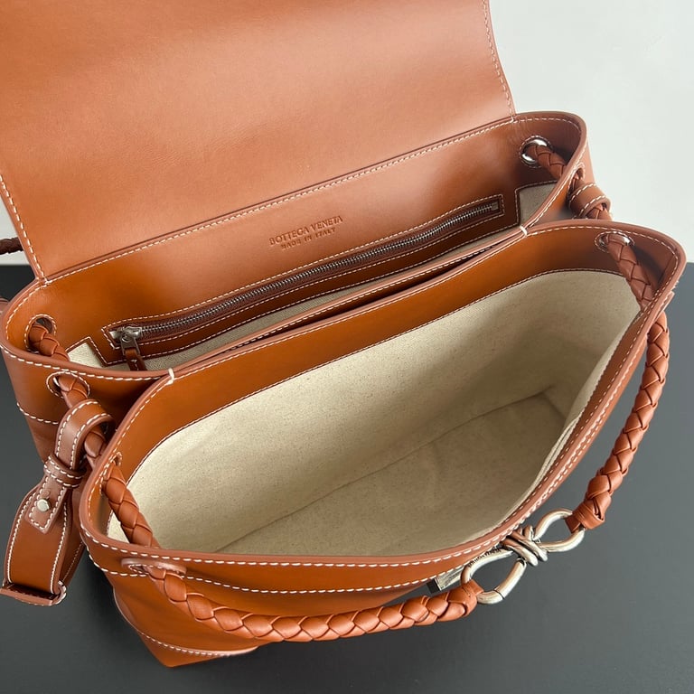 Bottega Veneta Andiamo Large Leather Bag Brown - 6