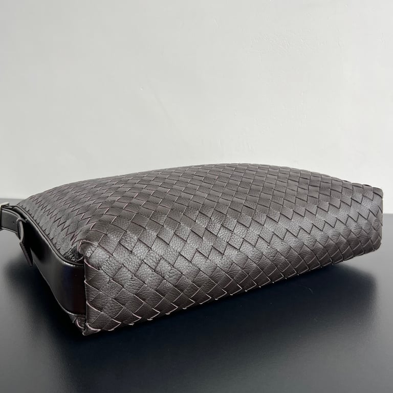 Bottega Veneta Traveller Hobo Bag 806974 - 8