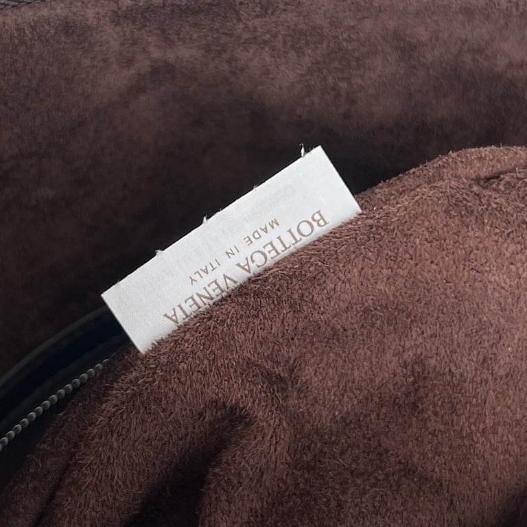 Bottega Veneta Traveller Hobo Bag Dark Brown - 2