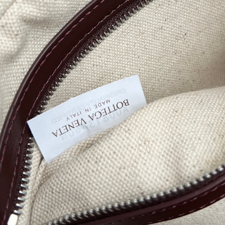 Bottega Veneta Intrecciato Camera Bag 755923 - 2