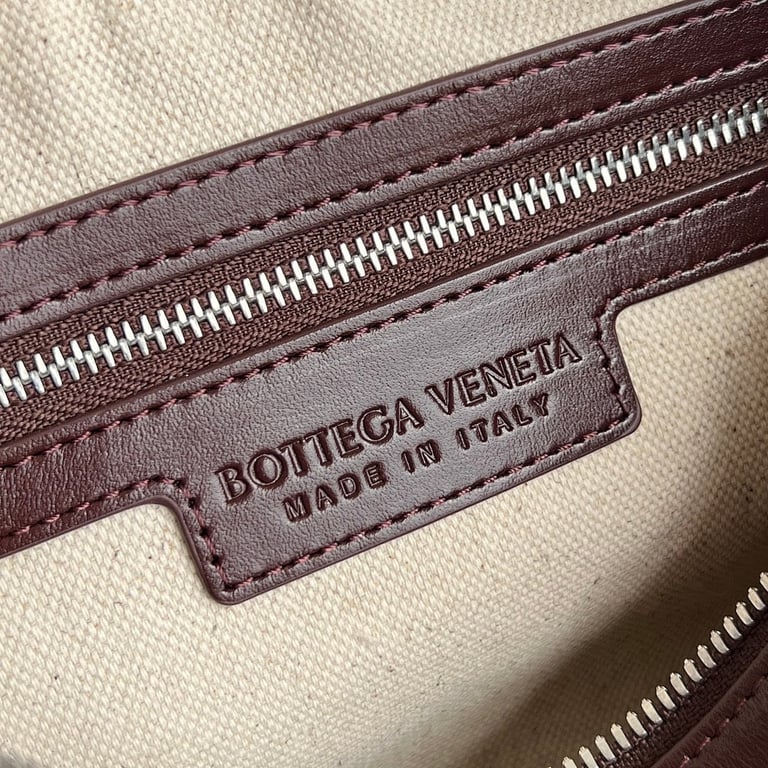 Bottega Veneta Intrecciato Camera Bag 755923 - 3