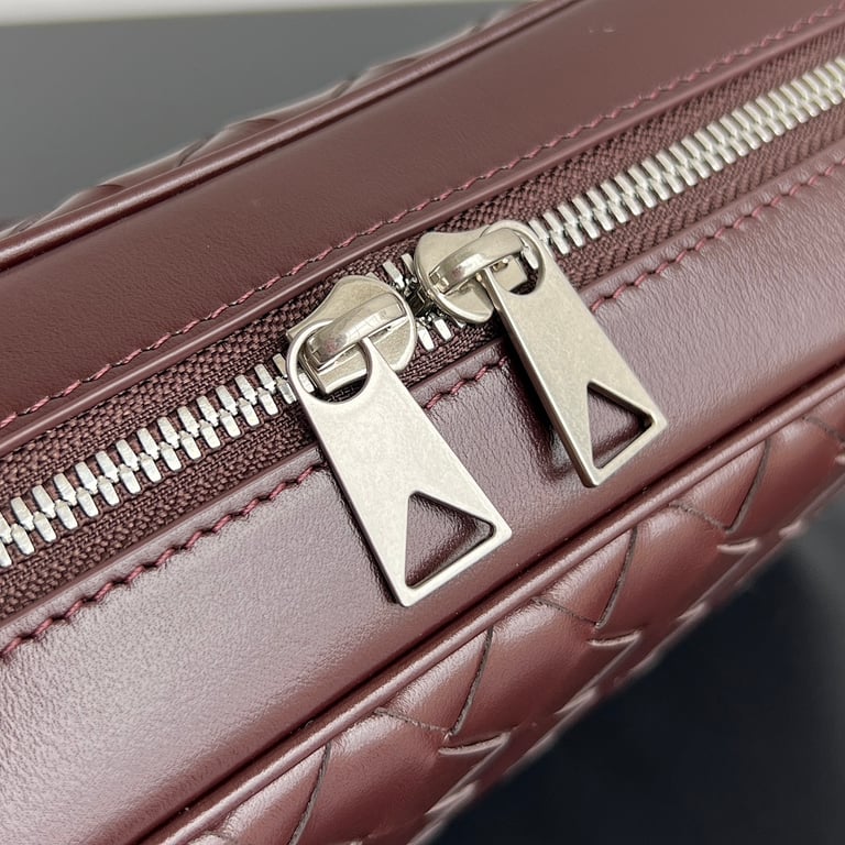 Bottega Veneta Intrecciato Camera Bag 755923 - 4