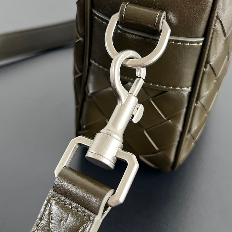 Bottega Veneta Intrecciato Camera Bag 755923 Olive - 5