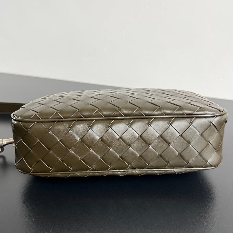 Bottega Veneta Intrecciato Camera Bag 755923 Olive - 8
