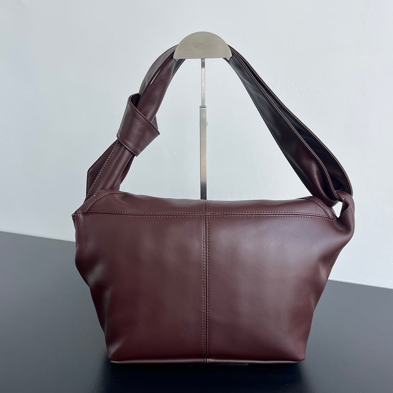 Bottega Veneta Sawyer Triangle Bag Burgundy - 9