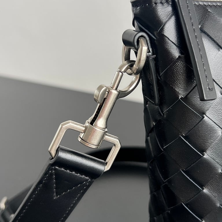 Bottega Veneta Intrecciato Leather Briefcase Black - 5