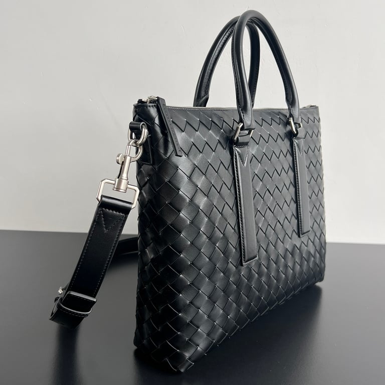 Bottega Veneta Intrecciato Leather Briefcase Black - 9