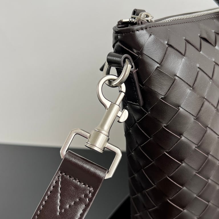 Bottega Veneta Intrecciato Leather Briefcase Brown - 5