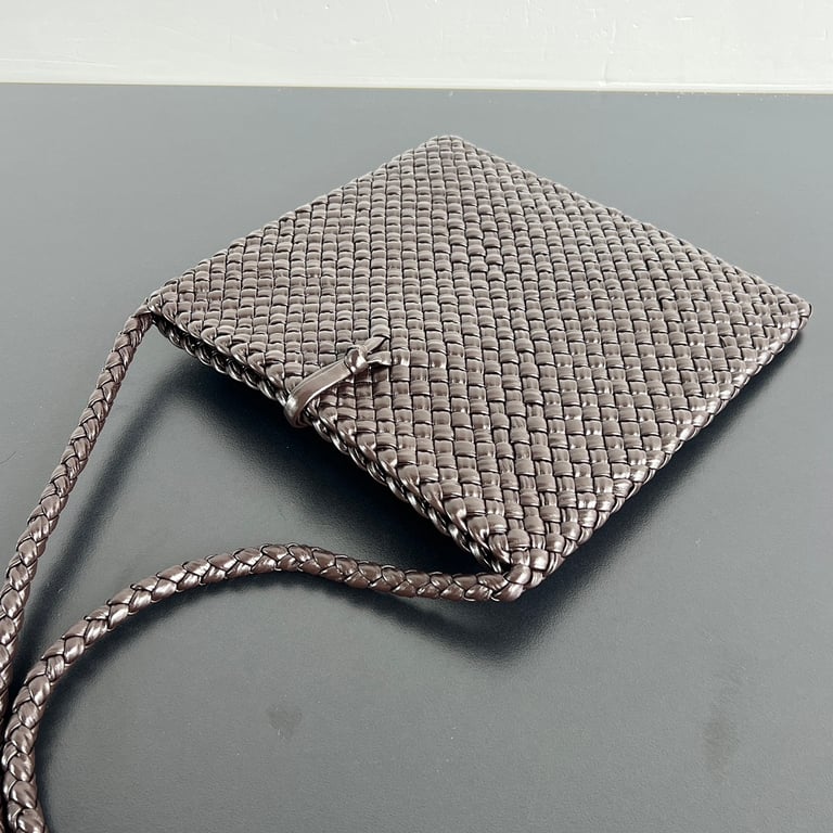 Bottega Veneta Tosca Intrecciato Phone Bag Brown - 8