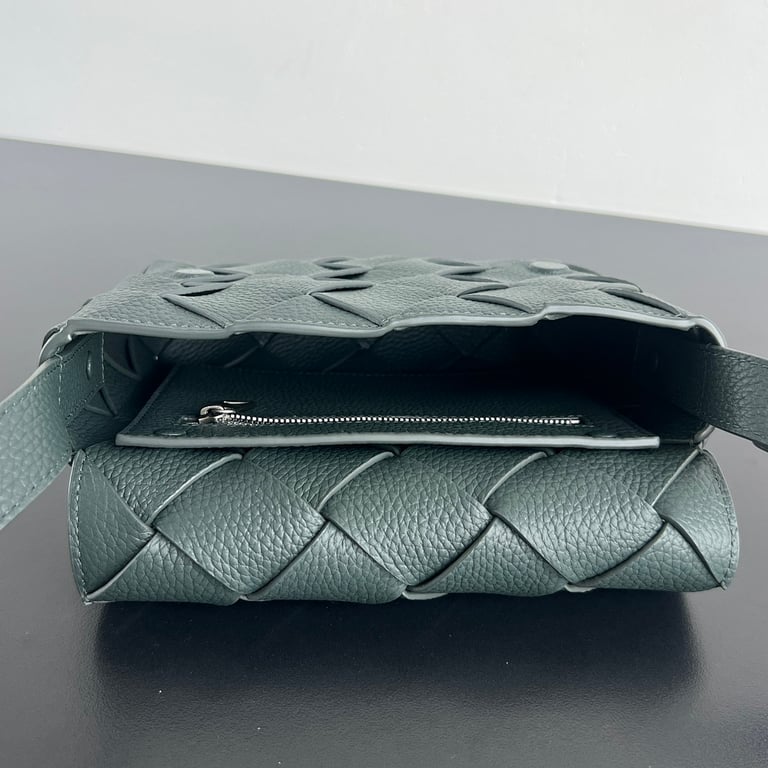 Bottega Veneta Cobble Intreccio Crossbody Bag Green - 5