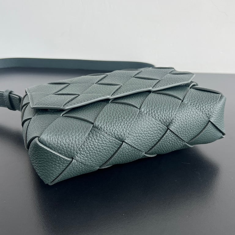 Bottega Veneta Cobble Intreccio Crossbody Bag Green - 7