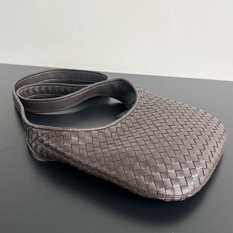 Bottega Veneta Intrecciato Hobo Bag 836918 - 9