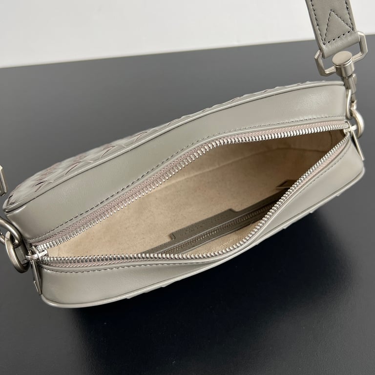 Bottega Veneta Intrecciato Camera Bag Grey - 6
