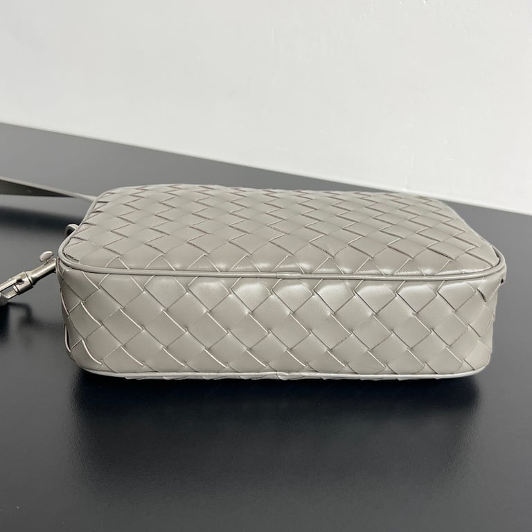Bottega Veneta Intrecciato Camera Bag Grey - 8