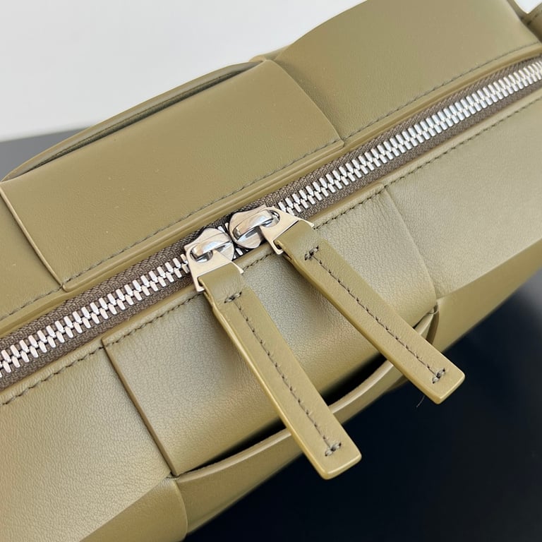 Bottega Veneta Intrecciato Camera Bag 731165 Olive - 6