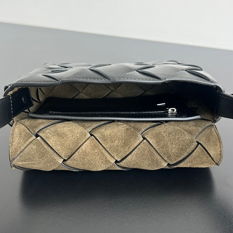 Bottega Veneta Diago Crossbody Bag Black 817921 - 5