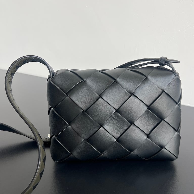 Bottega Veneta Diago Crossbody Bag Black 817921 - 8