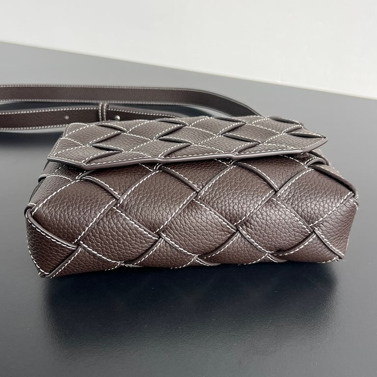 Bottega Veneta Diago Woven Crossbody Bag Brown - 2