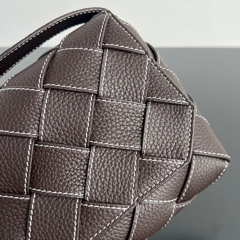 Bottega Veneta Diago Woven Crossbody Bag Brown - 5
