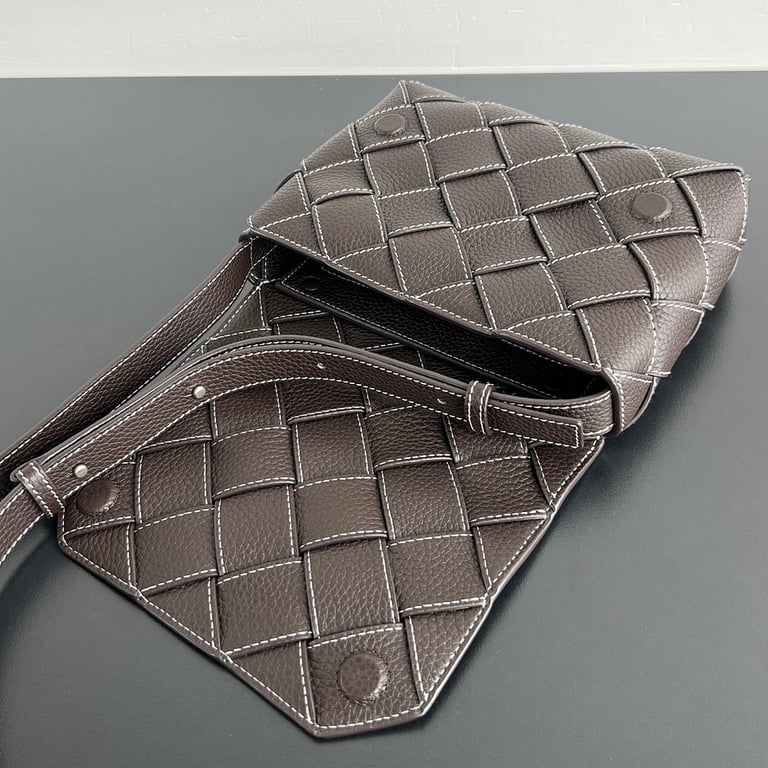 Bottega Veneta Diago Woven Crossbody Bag Brown - 7