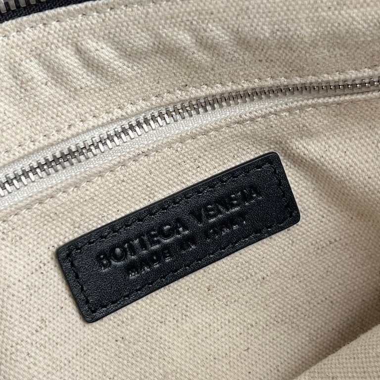 Bottega Veneta Tribeca Intrecciato Bag Black 836016 - 3