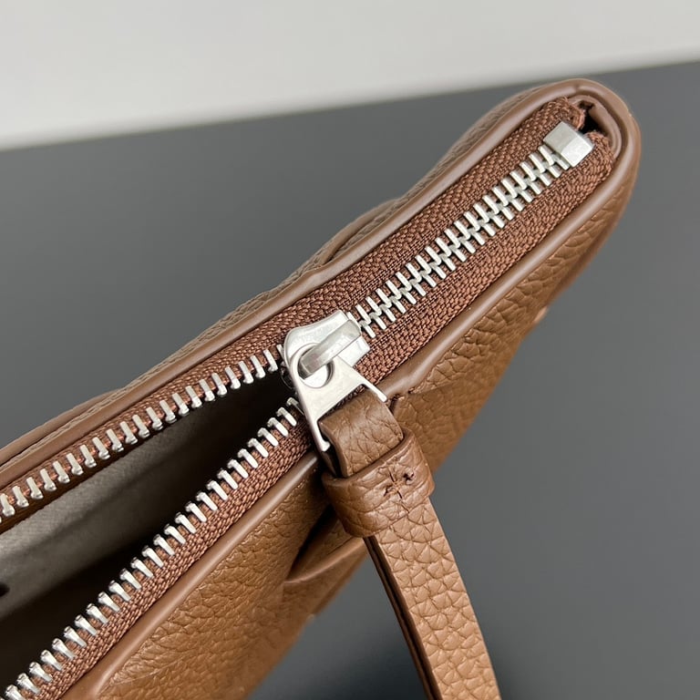 Bottega Veneta Diago Large Intrecciato Clutch Brown - 5