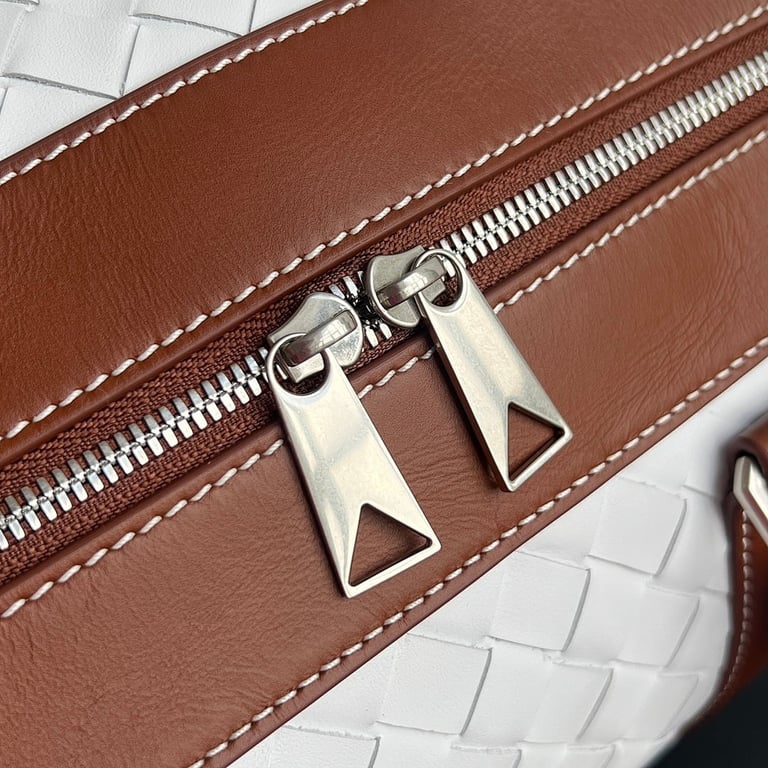 Bottega Veneta Intrecciato Travel Bag White/Brown - 4