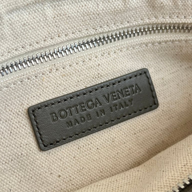 Bottega Veneta Tribeca Intrecciato Shoulder Bag - 3