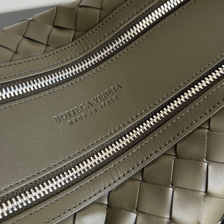 Bottega Veneta Tribeca Intrecciato Shoulder Bag - 4
