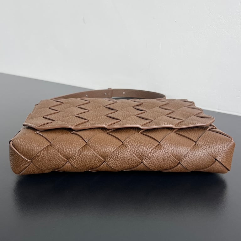 Bottega Veneta Cobble Messenger Bag Brown - 7
