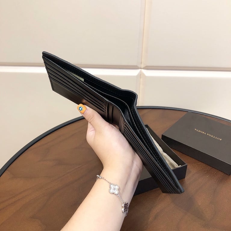 Bottega Veneta Intrecciato Leather Bi-Fold Wallet Black - 5