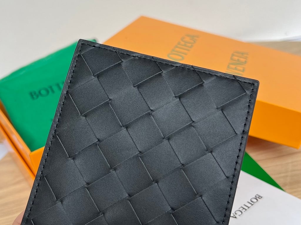 Bottega Veneta 605721 Bi-Fold Wallet Black/Green - 2