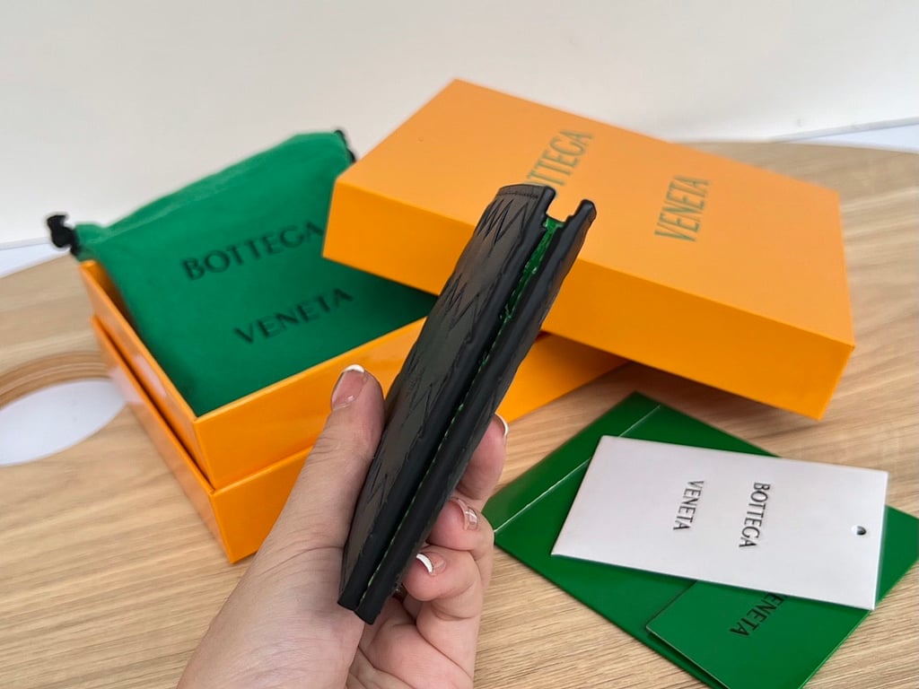 Bottega Veneta 605721 Bi-Fold Wallet Black/Green - 8