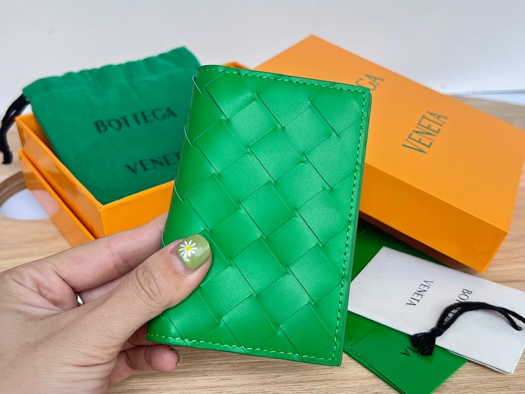 Bottega Veneta Intrecciato Card Case Green 592619 - 9