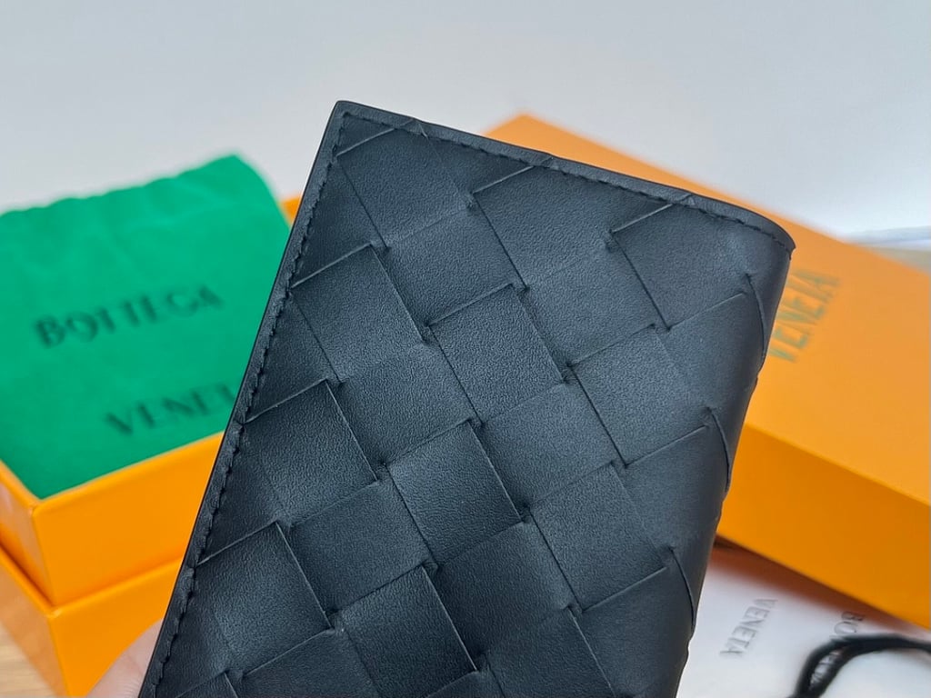 Bottega Veneta Intrecciato Card Holder 592619 Black - 3