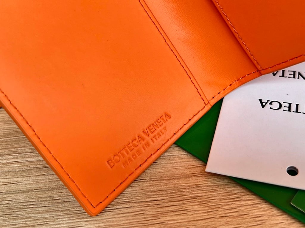 Bottega Veneta Intrecciato Card Holder Orange 592619 - 2