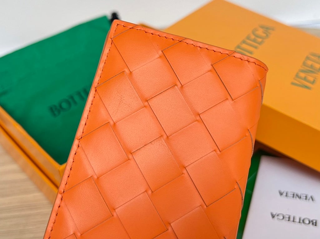 Bottega Veneta Intrecciato Card Holder Orange 592619 - 4