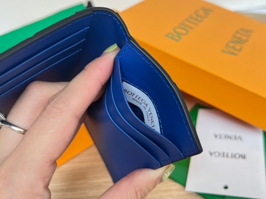 Bottega Veneta Intrecciato Card Holder 592619 - 4