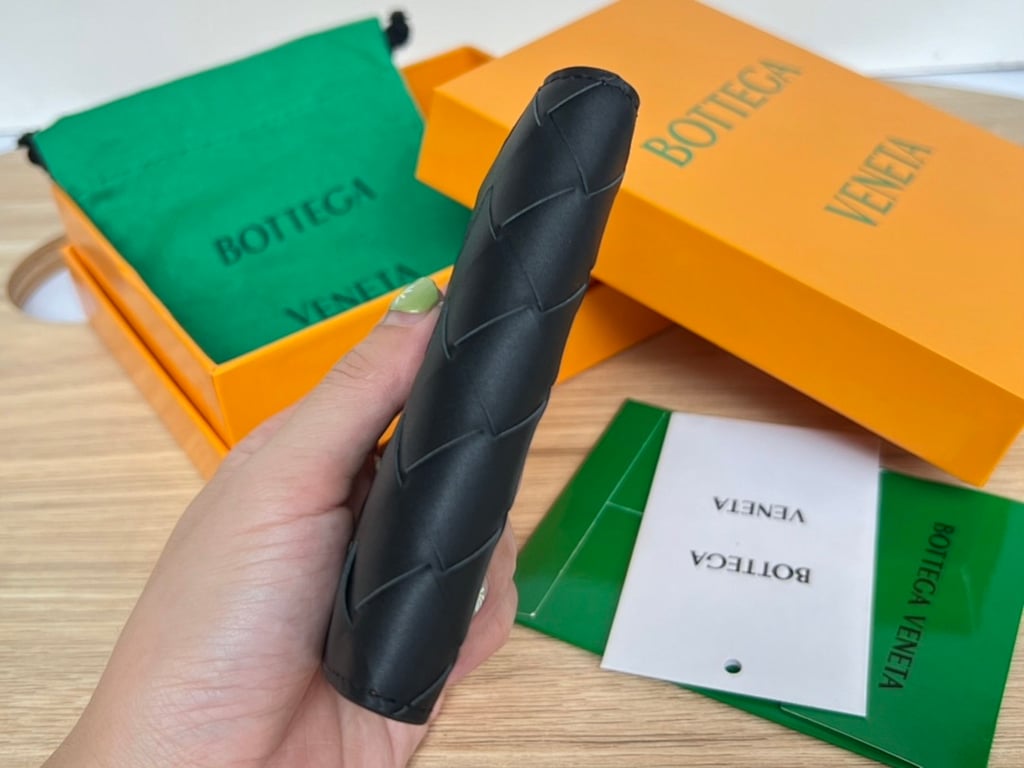 Bottega Veneta Intrecciato Card Case 592619 - 3