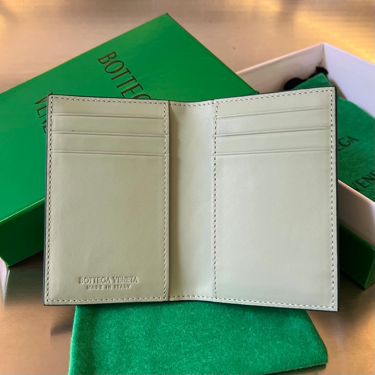 Bottega Veneta Intrecciato Bi-Fold Card Case 592619 Green - 6