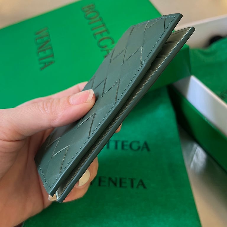 Bottega Veneta Intrecciato Bi-Fold Card Case 592619 Green - 9