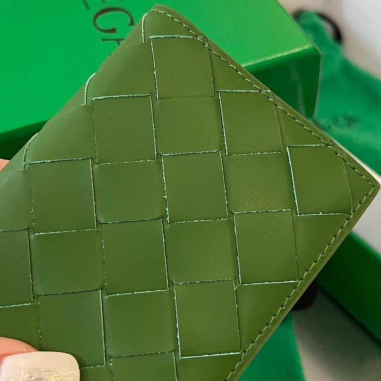 Bottega Veneta 592619 Intrecciato Card Holder Green - 2