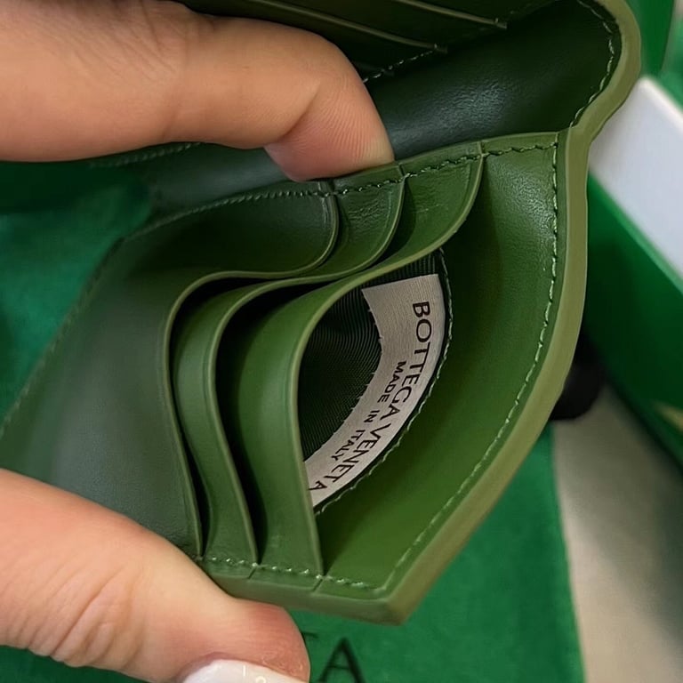 Bottega Veneta 592619 Intrecciato Card Holder Green - 4